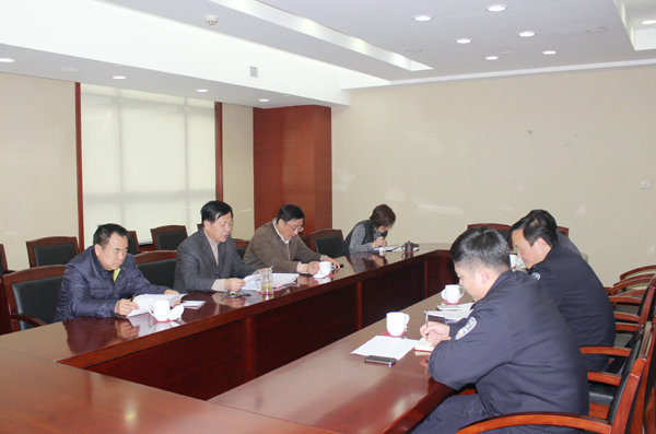 市政协社法与民宗委召开重点调研课题组会议